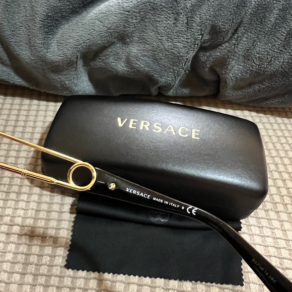 Versace Black Cat-Eye Sunglasses - Picture 7 of 9